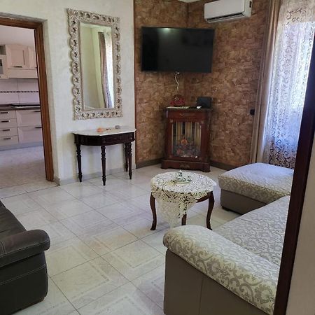 Apartmán Due Minuti Dal Mare Con Balcone Vista Mare Tropea Exteriér fotografie