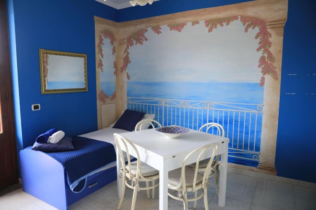 Apartmán Due Minuti Dal Mare Con Balcone Vista Mare Tropea Exteriér fotografie