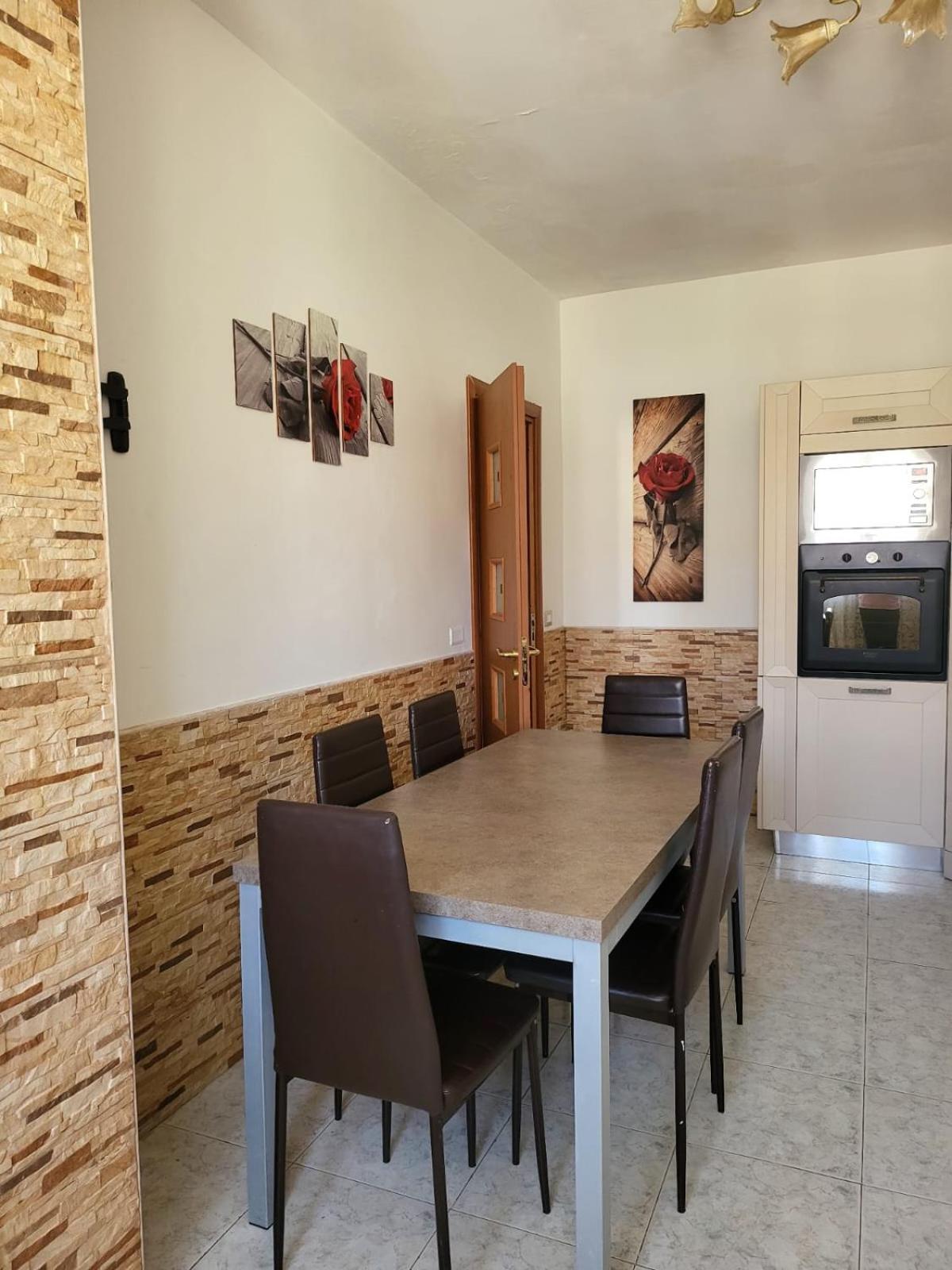 Apartmán Due Minuti Dal Mare Con Balcone Vista Mare Tropea Exteriér fotografie